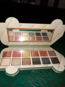 MILANI Gilded Getaway Lidschatten Palette. Get Out-of-Town wunderschön! - Bild 1 von 3