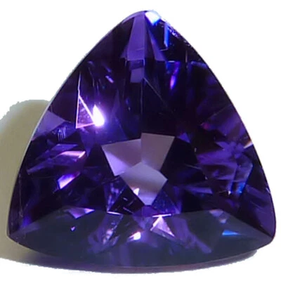 Natural Amethyst Purple Trillion Fine Cut AA+ Faceted Loose Gemstones - Image 1 of 3