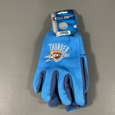 Oklahoma City Thunder NBA Basketball Two Tone Sports Utility Gloves Team Logo Cover