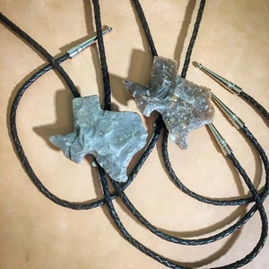 Bolo Tie Commission Texas Flint Knapped - Picture 1 of 2