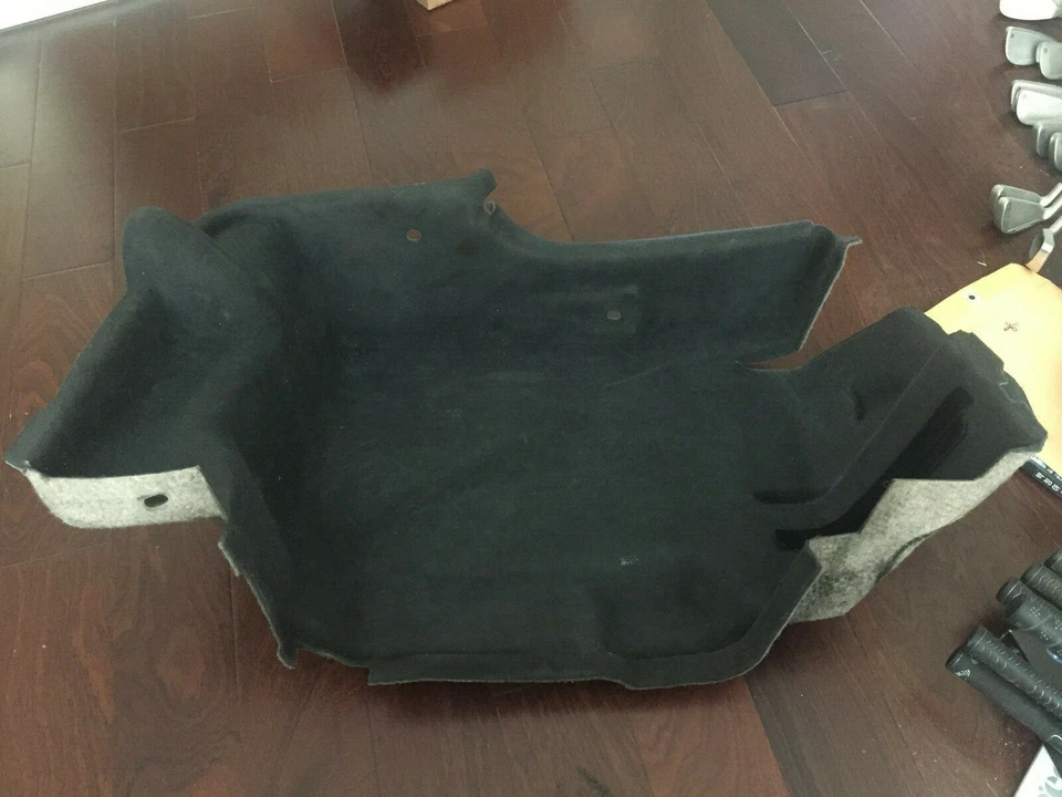 Mercedes-Benz S430 S500 W220 00-06 OEM Trunk RIGHT RH Carpet Liner A2206931491 - Image 1 of 1