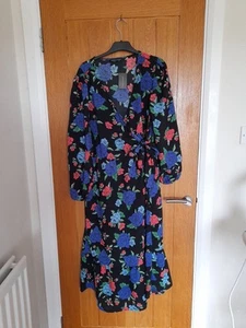 Dorothy Perkins Floral Wrap Effect Dress Size 22 - Picture 1 of 5