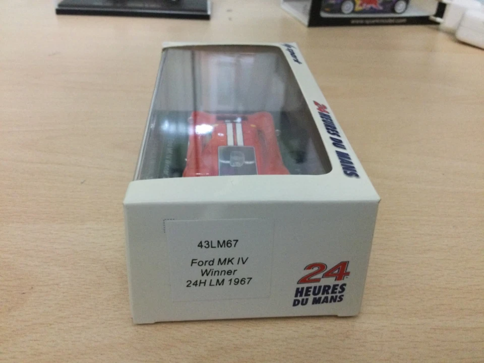 Spark Ford GT40 MK IV Gurney Foyt Winner 24H Le Mans 1967 1/43 - Immagine 1 di 3