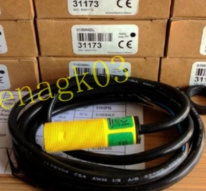 2pcs Original Banner photoelectric switch S18SN6DL - Picture 1 of 1