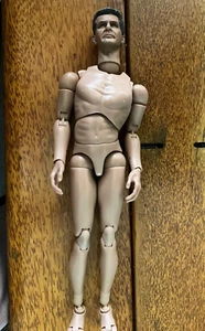 1/6 Scale Harrison Ford Head Sculpt on articulated body, w extra hands - Picture 1 of 5