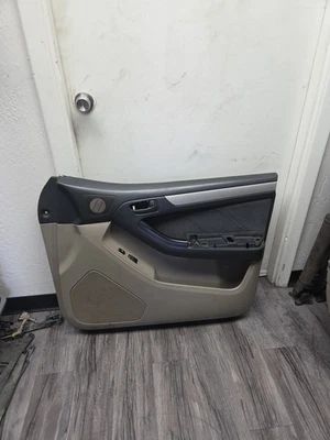 2003 - 2005 年丰田 4Runner 前乘客门装饰面板 - 棕褐色 — 第 1/4 张图片