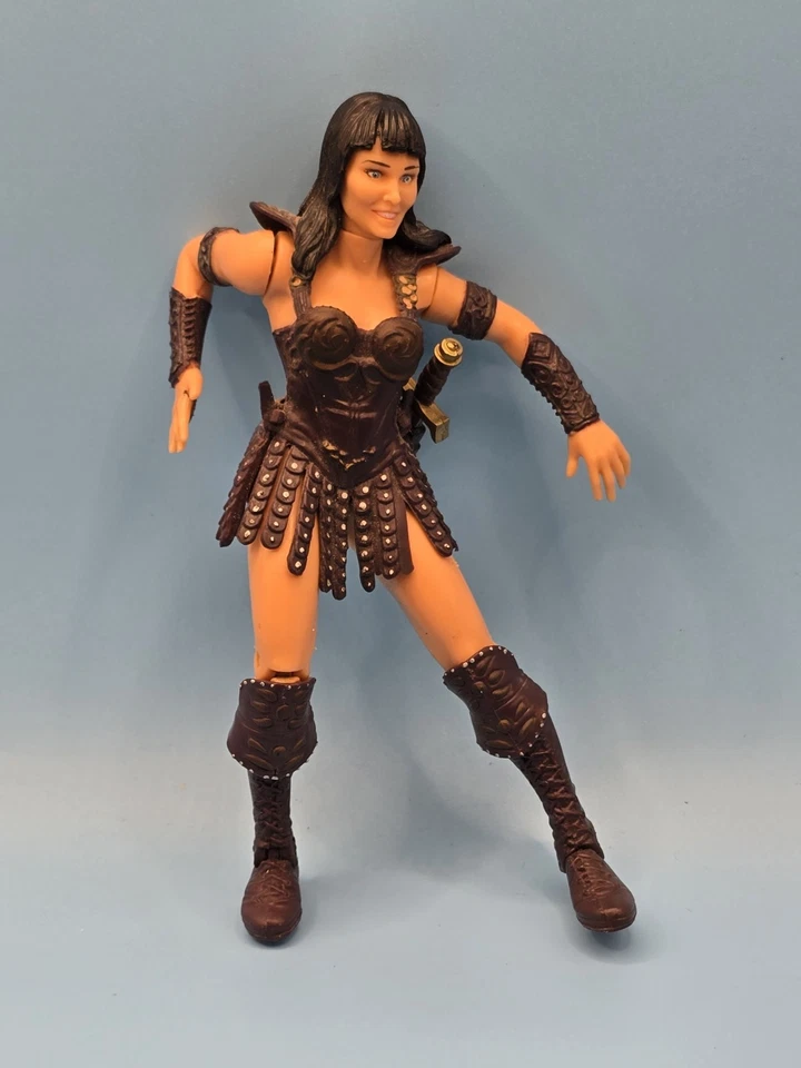 Экшн-фигурка Xena Warrior Princess Toy Biz 1996 отдельный поврежденный неполный меч  - Изображение 1 из 4