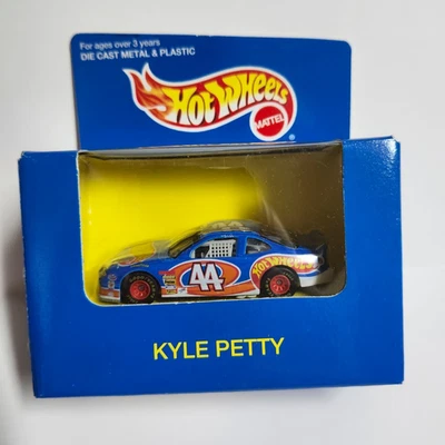 Coche de carreras Kyle Petty Hot Wheels 1996 Nascar Pontiac Grand Prix #44  Foto 1 de 3
