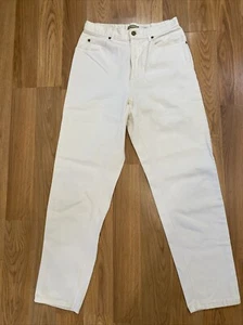 Liz Claiborne Straight Leg White Denim Mid Rise Jeans Womans Size 8 READ - Picture 1 of 15