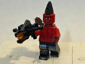 LEGO Flame Thrower minifigure Nexo Knights 70312 70318 70327 nex003 - Picture 1 of 5