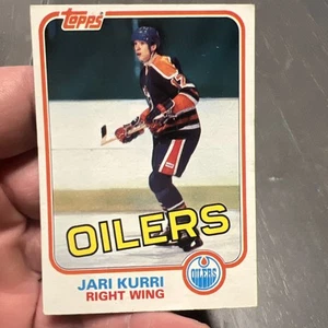 1981-82 Topps #18 Jari Kurri RC Rookie Card HOF, Edmonton Oilers EXMT+ - Picture 1 of 7
