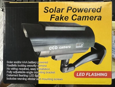 Solar Power Dummy Security Camera Fake CCTV Surveillance Flashing LED Outdoor - Image 1 of 3