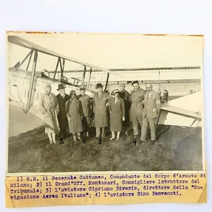 Foto l’inaugurazione dei pressi del campo d’aviazione di Montecello. 30-10-27 - Imagen 1 de 3