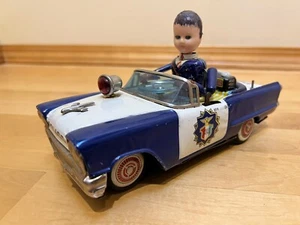 1950's Police Patrol Car with Driver, works with batteries, not original head - Picture 1 of 6