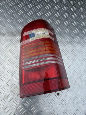 feu arrière droite ( passager ) Mercedes Vito W638 ref : A 638 820 19 64 - Photo 1/4