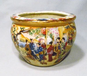 Vintage Japanese Geisha Satsuma Miniature Porcelain Jardiniere Container - Picture 1 of 8