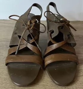 Sandali con tacco Tods donna taglia 6,5 (37,5) marroni 3'' stringati slingback scamosciati - Foto 1 di 8