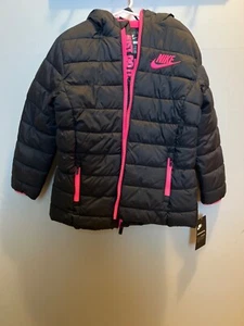 Girls Black Nike Winter Coat size 6 NWT - Picture 1 of 2