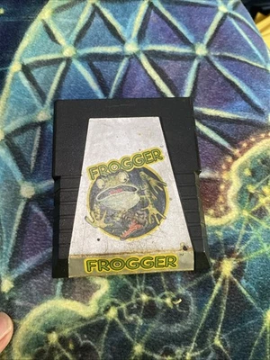 Atari 2600 Frogger Game Cartridge Tested Parker Brothers Vintage 1982 - Image 1 of 2