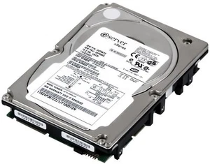 FESTPLATTE IBM 06P5365 24P3672 ST318305LW 18.2GB 10K 8MB SCSI U160 3.5'' - Picture 1 of 3