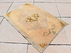 Vintage Turkish Rug 20'' x 29'' Muted Dye Oushak Rug Doormat Area Low Pile Rug - Picture 1 of 11