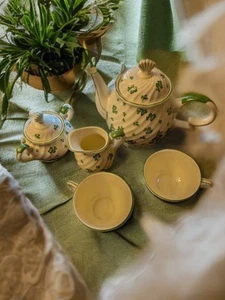 Vintage Irish Shamrock Teapot, Creamer, Sugar, 2 Cups, By Roman Inc. 2001 - Picture 1 of 5