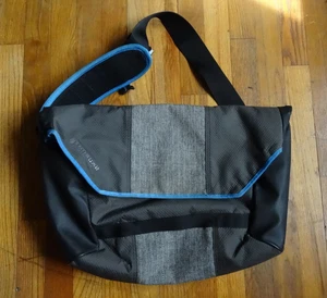 TIMBUK2 Messenger Bag / Laptop Bag / Bike Bag - 19" x 13" - Picture 1 of 15