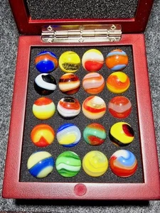Akro Collector's Box Set + Popeye Marbles - Picture 1 of 7