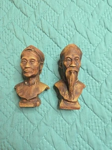 Antike asiatische Stein geschnitzte Statuen von Mann und Frau. 4 cm groß. Wunderschön. - Bild 1 von 10