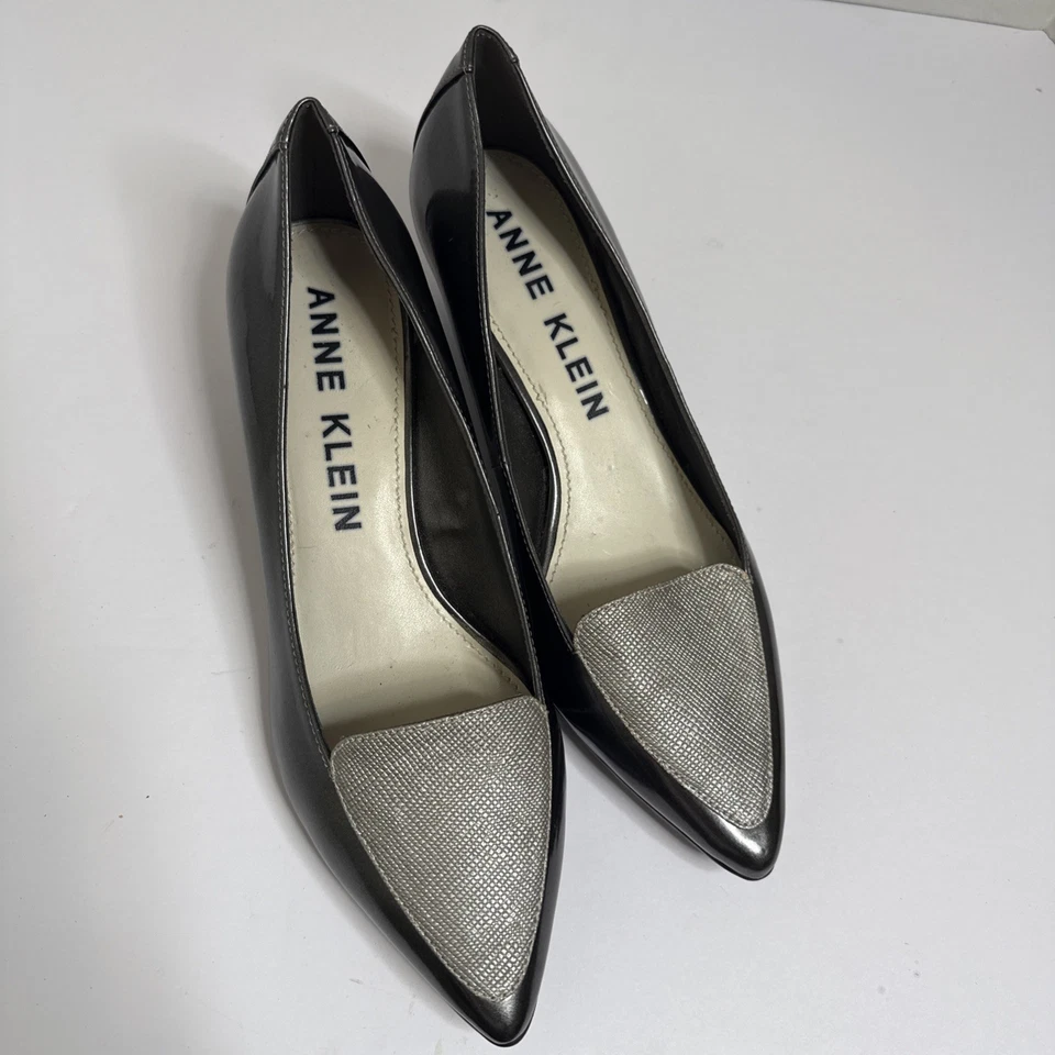 Anne Klein Silver Gray Finn Pumps 10 M Kitten Heel - Image 1 of 4