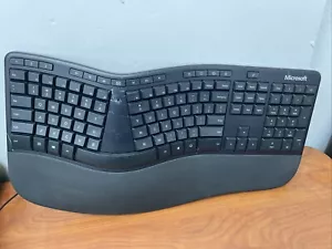 Microsoft Ergonomic Wired Keyboard Model 1878 - Tested- dented, working - Picture 1 of 3
