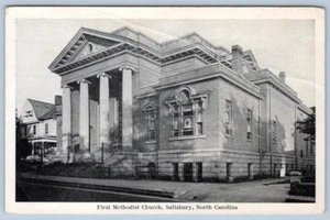 1957 SALISBURY NORTH CAROLINA NC FIRST METHODIST CHURCH BUILDING POSTCARD*CREASE - Picture 1 of 2