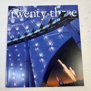 Disney D23 Twenty-three Magazine 2023 Spring TRON - Picture 1 of 2