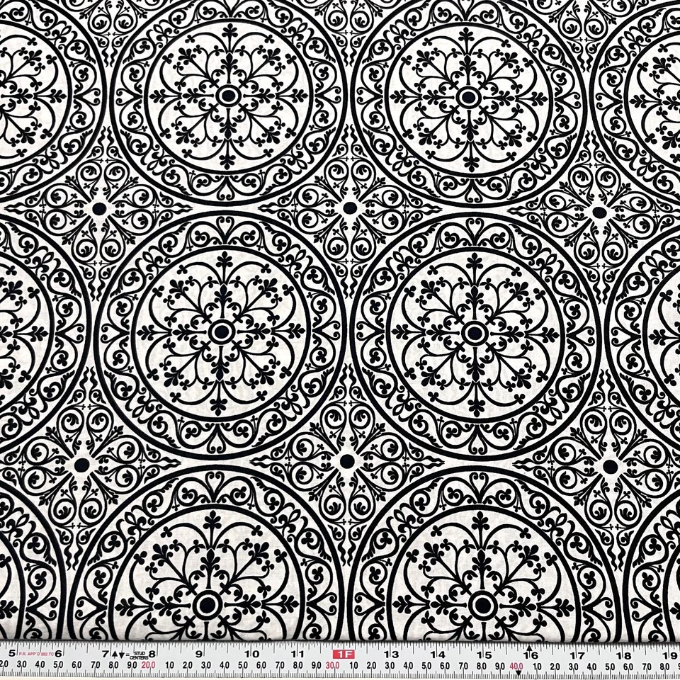 Avalon de Jason Yenter para In The Beginning Fabrics 2012 algodón por media yarda Foto 1 de 2