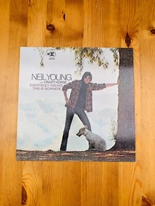 Neil Young With Crazy Horse –Everybody Knows This Is Nowhere-LP-original 1970-GF - Picture 1 of 3