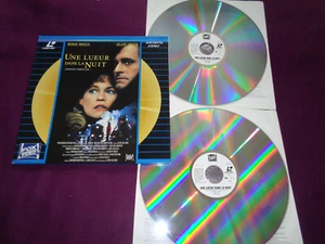 DOUBLE LASER DISC UNE LUEUR DANS LA NUIT/ MICHAEL DOUGLAS / PAL / FOX VIDEO 5661 - Picture 1 of 1