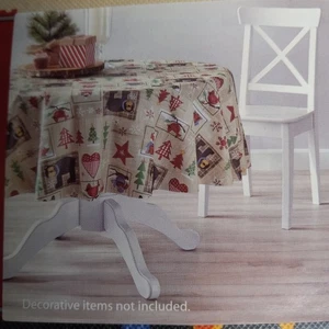Holiday Time Vinyl Tischdecke rund 70" Weihnachtsdruck Bären Kardinäle Fuchs NEU - Bild 1 von 7