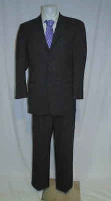 Traje Armani Collezioni Gris Carbón Rayas Frente Plano Tres Botones 42L Foto 1 de 4