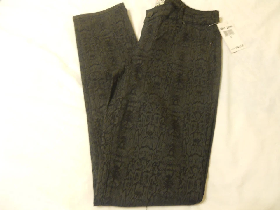 Women Skinny Pants Juniors Sz 7 Animals Print Hot Kiss  - Imagem 1 de 1