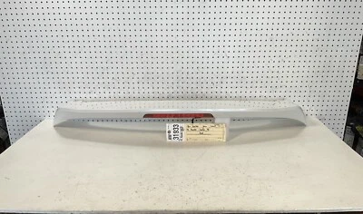 Alerón trasero Hyundai Santa Fe 2013 2014 2015 2016 2017 2018 con luz de freno OEM Foto 1 de 4