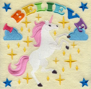 UNICORN I BELIEVE MAGIC UNIQUE RARE FIND TOWELS EMBROIDERED BY LAURA - Picture 1 of 1