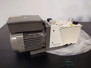 Agilent  DS 302 Dual Stage Rotary Vane Vacuum Pump - Refurbished - Picture 1 of 11
