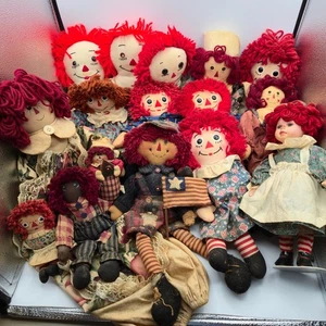 Lote de 20 muñecas RAGGEDY ANN AND ANDY de colección mezcla Knickerbocker aplausos Hasbro - Imagen 1 de 24