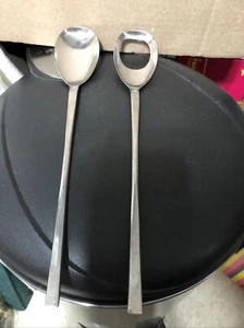 RARO! Variazione 10 set forchette e cucchiaio da portata insalata lunghi 3/4 ottimo design uova MCM - Foto 1 di 5