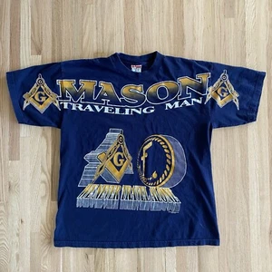 Vintage Freemason All Over Print Tshirt Navy XL Q-Tees USA Made Traveling Man AOP - Bild 1 von 7
