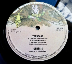 GENESIS Trespass 1977 UK CHARISMA w/LYRIC INSERT TOP COPY MINT - Picture 1 of 7