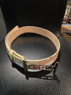 Cinturón EMILIO PUCCI Cuero Ajustado PUCCI Cromo Logo Hebilla UE 85 (EE. UU. 32-34) Foto 1 de 4