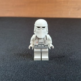 Lego Star Wars Snowtrooper Minifigure sw0115 from 8129 7749 7879 7666 4504 8084