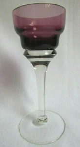 KLEINES GESTIELTES SCHNAPSGLAS AMETHYST UND KLAR - Bild 1 von 3