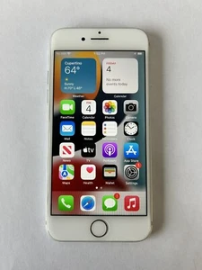 Apple iPhone 7 Silver 32GB A1660 Unlocked Battery Capacity 90% MNAD2LL/A - Picture 1 of 15